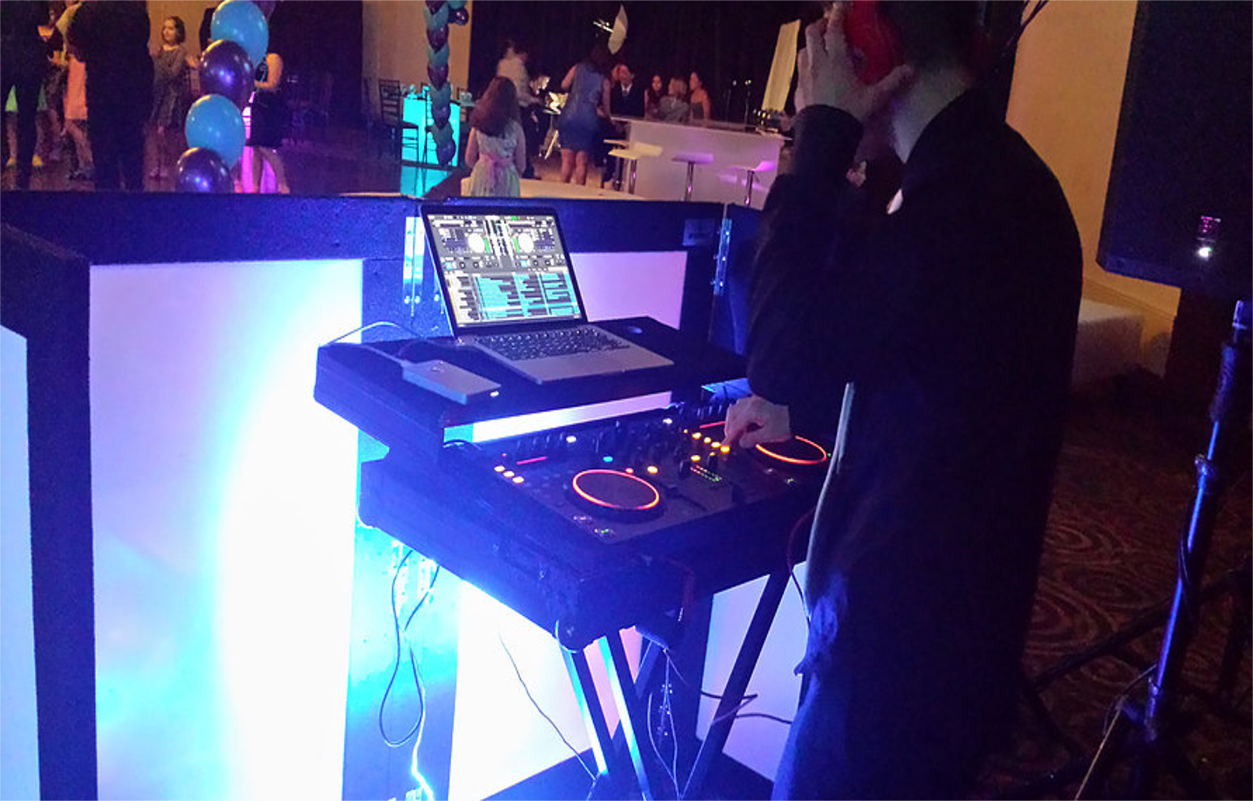 Simply Entertainment - DJ