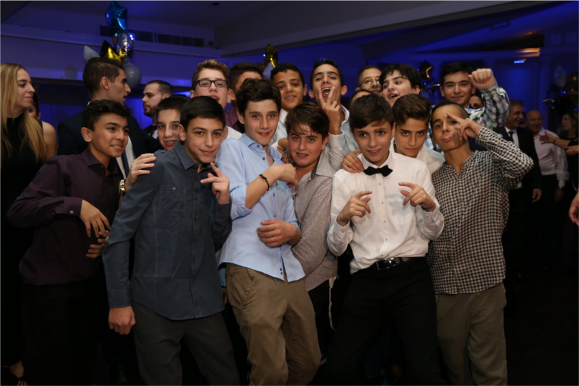 Simply Entertainment - Mitzvah Pics