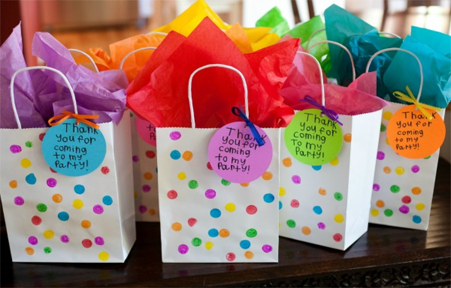 Simply Entertainment - Party Favors