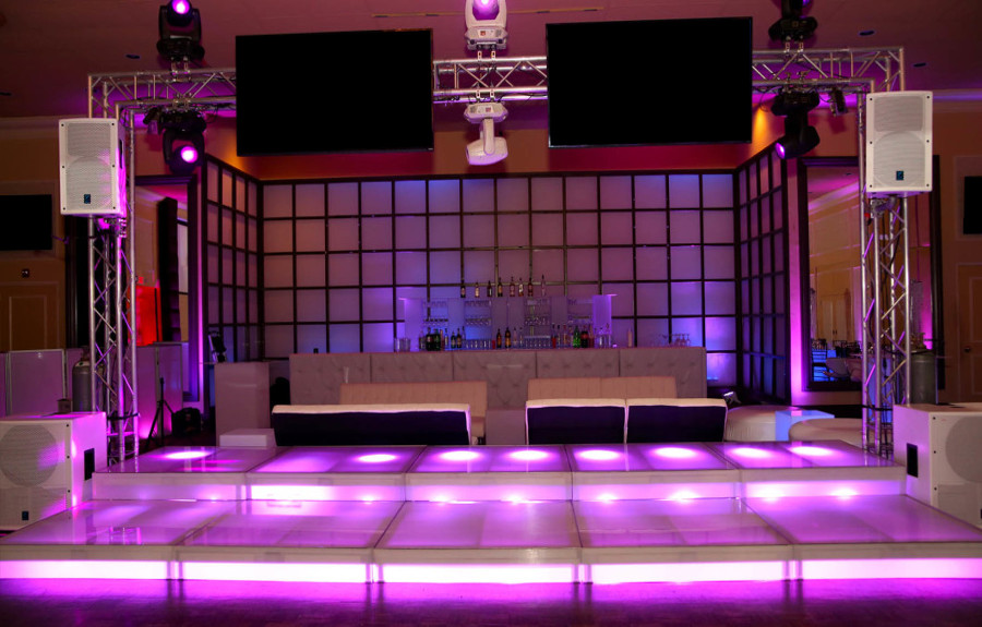 Simply Entertainment - Audio/Visual/Lighting